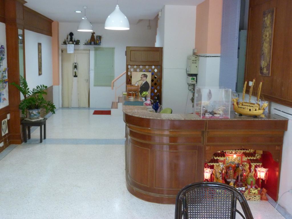 Wan Wan Place Ао Нанг Экстерьер фото